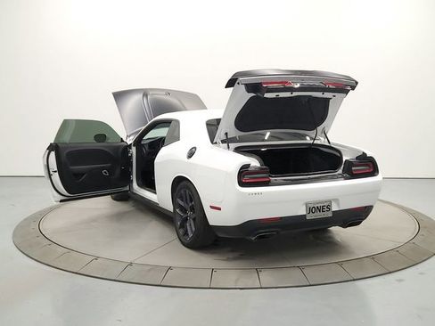 Used 2023 Dodge Challenger R/T w/ Blacktop Package image 13