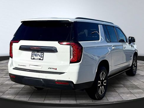 Used 2023 GMC Yukon XL AT4 w/ AT4 Premium Package AWD/4WD image 7