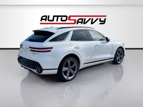 Used 2024 Genesis GV70 3.5T Sport w/ Sport Advanced Package AWD/4WD image 7