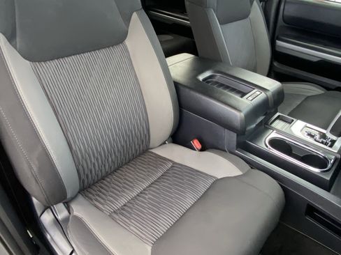 Certified 2017 Toyota Tundra SR5 RWD image 12