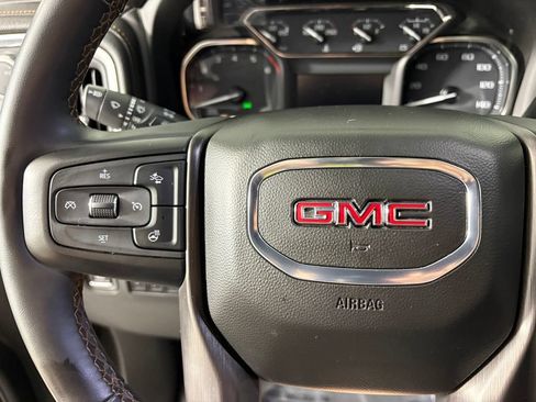 Used 2023 GMC Sierra 2500 AT4 w/ AT4 Preferred Package AWD/4WD image 23