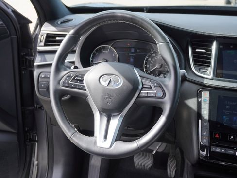 Used 2023 INFINITI QX50 Sport image 18