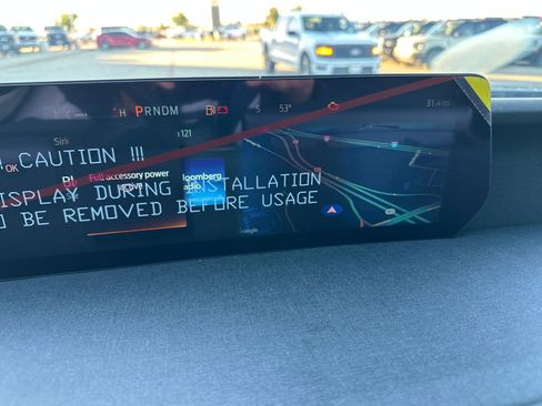 New 2025 Ford Expedition Active image 16