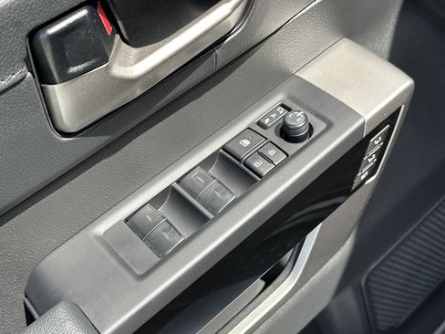 Certified 2025 Toyota Tundra Limited image 15