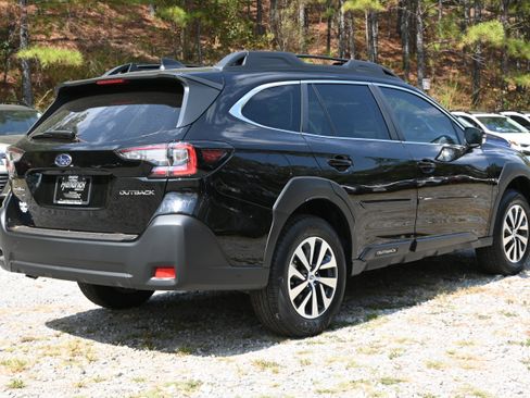 Certified 2025 Subaru Outback Premium w/ Popular Package #1A AWD/4WD image 9