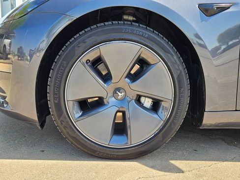Used 2022 Tesla Model 3 image 24
