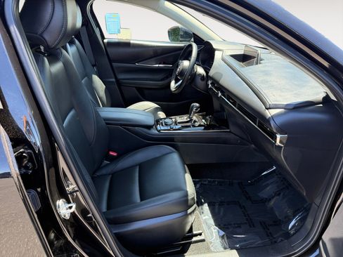 Certified 2025 MAZDA CX-30 AWD 2.5 S w/ Preferred Package image 19