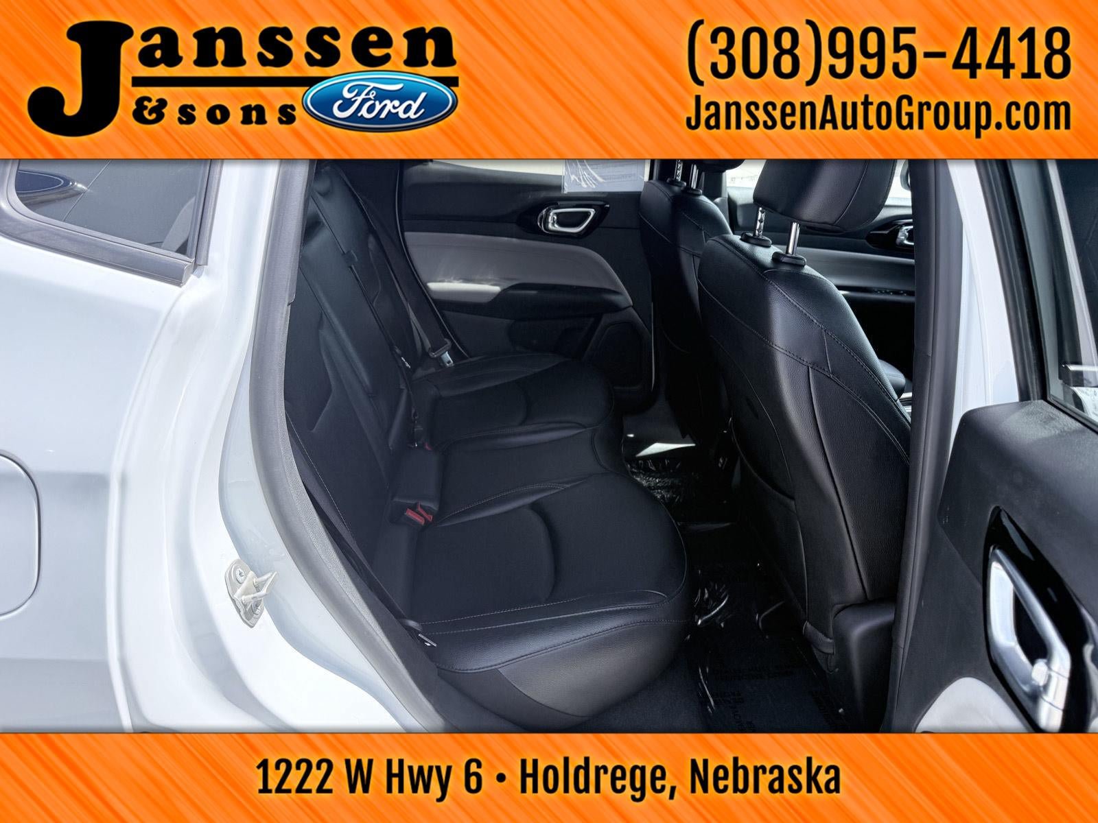 Used 2024 Jeep Compass Limited AWD/4WD image 16