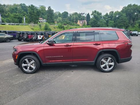 Used 2024 Jeep Grand Cherokee L Limited AWD/4WD image 2