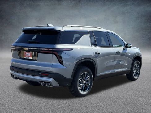 New 2026 Chevrolet Traverse LT w/ Driver Confidence Package image 3
