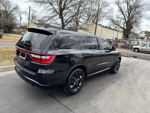Used 2022 Dodge Durango SXT w/ Blacktop Package image 4