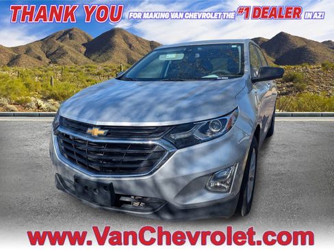 Used 2020 Chevrolet Equinox LS image 1