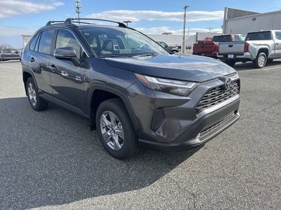 New 2025 Toyota RAV4 XLE