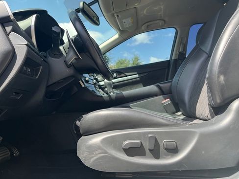Used 2016 Nissan Maxima SR w/ Midnight Edition FWD image 8
