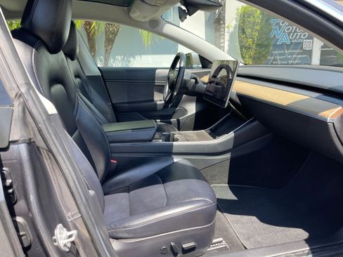 Used 2018 Tesla Model 3 Performance AWD/4WD image 19