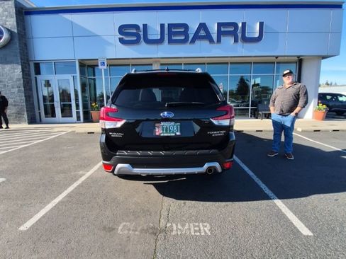 Certified 2024 Subaru Forester Touring w/ Pop Package 2 image 8