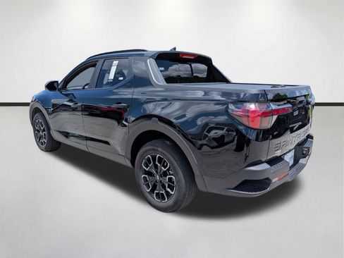 Used 2023 Hyundai Santa Cruz SEL w/ Activity Package FWD image 6