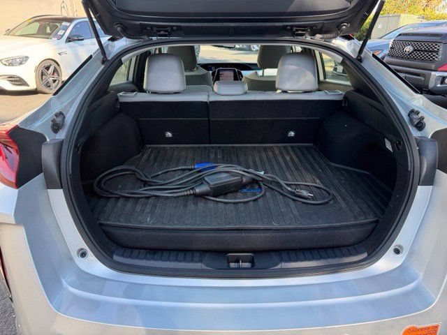 Used 2020 Toyota Prius Prime Limited FWD image 8
