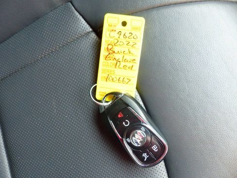 Used 2022 Buick Enclave Essence w/ Sport Touring Edition image 43