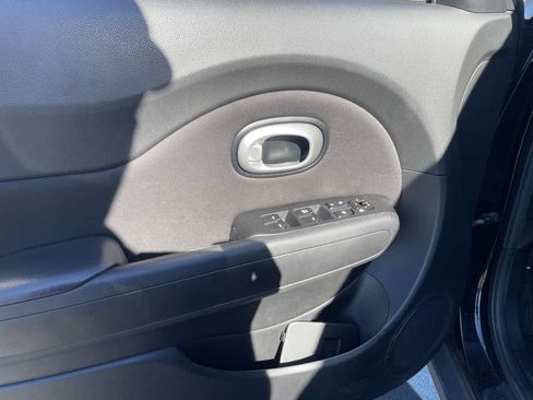 Used 2015 Kia Soul image 10