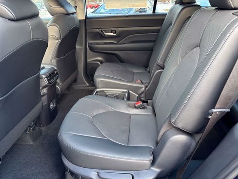 New 2026 Toyota Grand Highlander Limited image 29