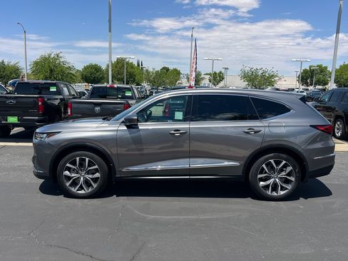 Used 2024 Acura MDX w/ Technology Package AWD/4WD image 3