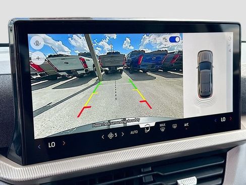 New 2026 Ford Explorer Active RWD image 9