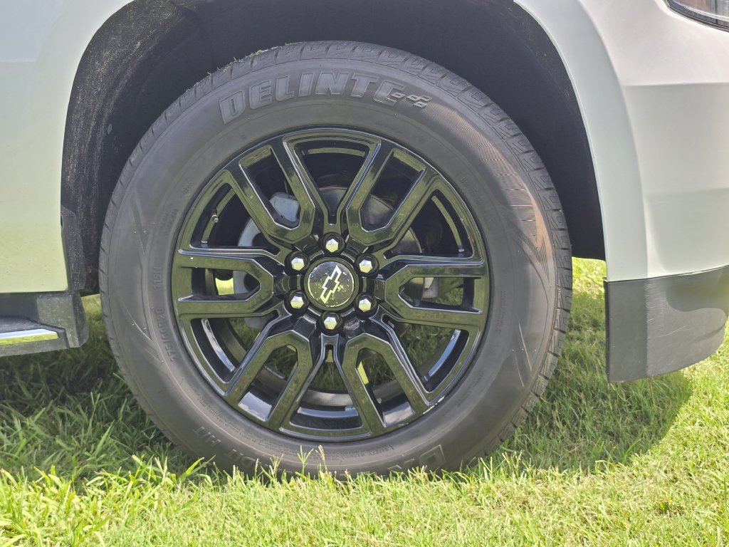 Used 2017 Chevrolet Tahoe Premier RWD image 12