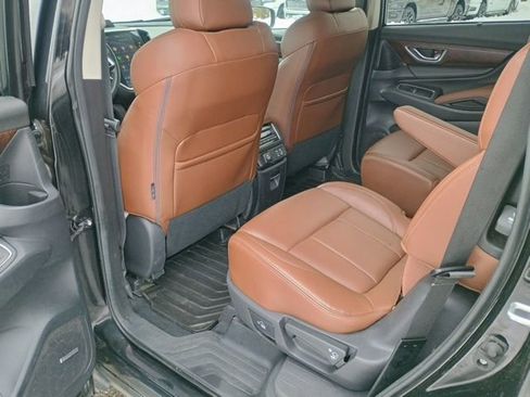Used 2023 Subaru Ascent Touring AWD/4WD image 21