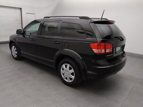 Used 2019 Dodge Journey SE FWD image 3
