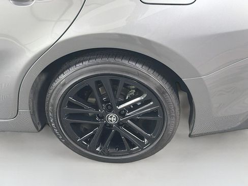 Used 2026 Toyota Camry SE FWD image 11