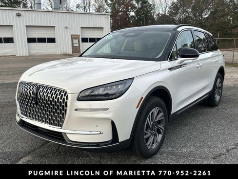 New 2026 Lincoln Corsair Premiere image 3