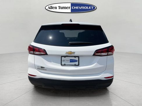 Used 2024 Chevrolet Equinox LS w/ LS Convenience Package FWD image 5
