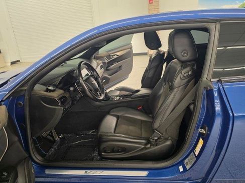 Used 2018 Chrysler 300 S AWD/4WD image 31