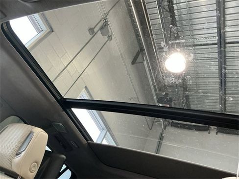 Used 2023 Cadillac Escalade ESV Premium Luxury Platinum w/ LPO, Radiant Package image 29