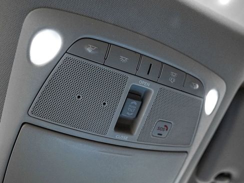 Used 2017 Nissan Maxima Platinum w/ Medallion Package image 31