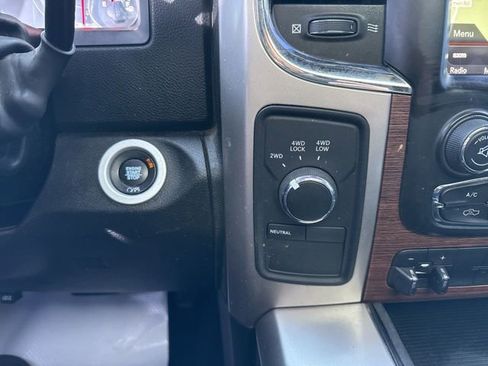 Used 2018 RAM 3500 Laramie image 39