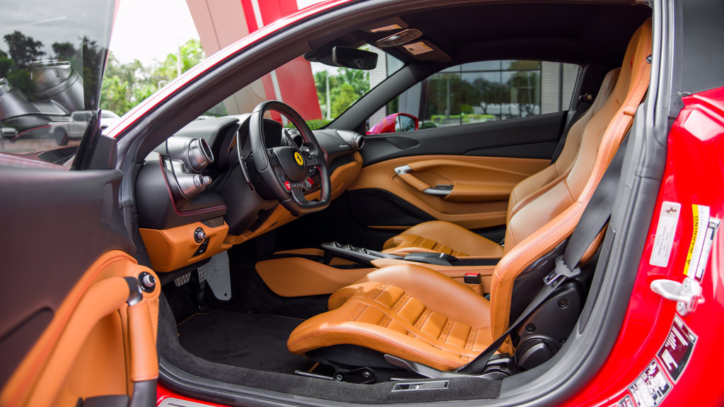 Certified 2021 Ferrari F8 Tributo RWD image 14