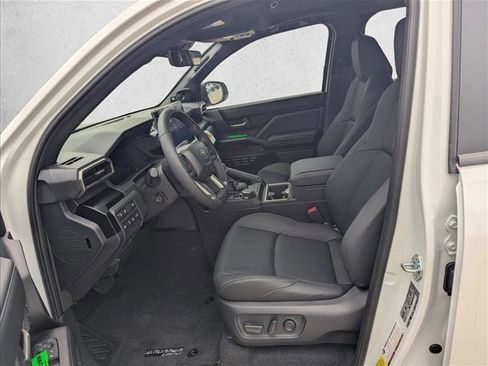 New 2026 Toyota 4Runner Limited AWD/4WD image 4