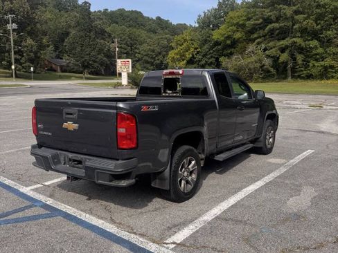Used 2016 Chevrolet Colorado Z71 AWD/4WD image 6