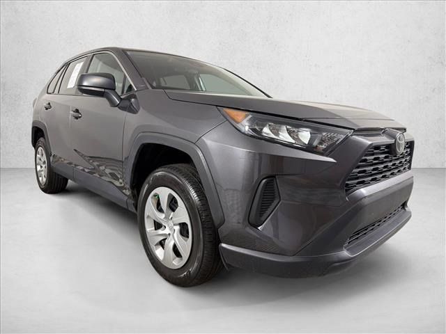 Used 2022 Toyota RAV4 LE FWD image 1