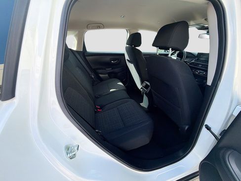 Certified 2023 Honda HR-V LX image 27