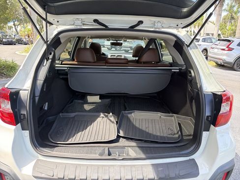 Used 2019 Subaru Outback 2.5i Touring AWD/4WD image 41