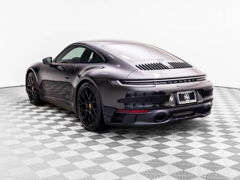 Used 2023 Porsche 911 Carrera GTS image 3
