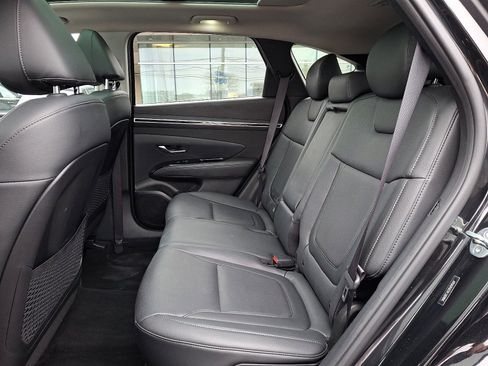 Certified 2023 Hyundai Tucson Limited w/ Cargo Package image 10