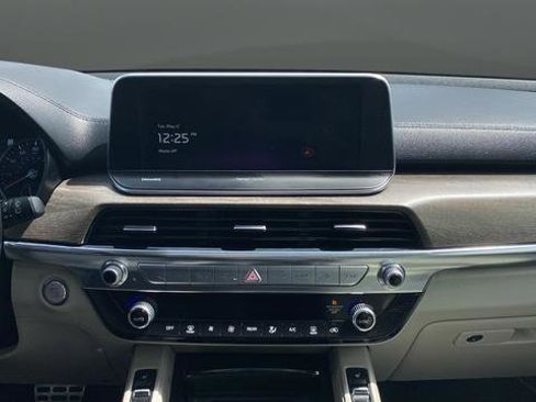 Certified 2022 Kia Telluride SX w/ Towing Package FWD image 13