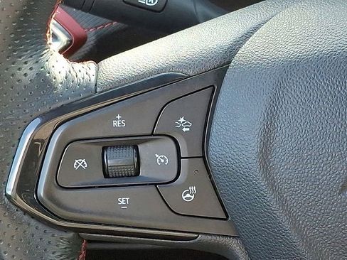 Used 2023 Chevrolet TrailBlazer RS w/ Convenience Package image 21