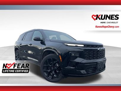 Used 2025 Chevrolet Traverse RS w/ LPO, Floor Liner Package