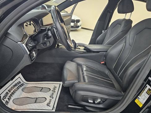 Used 2018 BMW 530i image 19