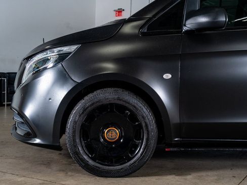 Used 2021 Mercedes-Benz Metris Passenger image 10